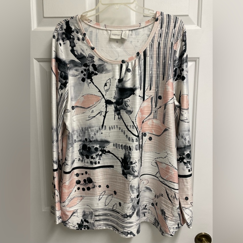 Chico’s long sleeved top size 2. PT